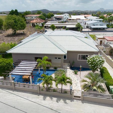 Familiewoning Met Prive Zwembad Villa Willemstad Buitenkant foto